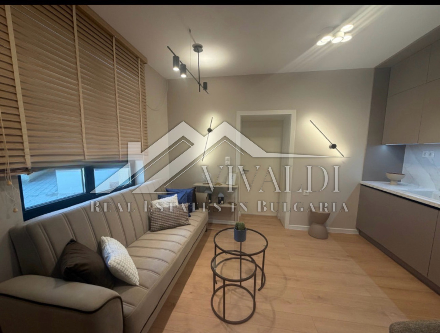 Brand-new designer two-room apartment for rent in the TOP Center of Varna