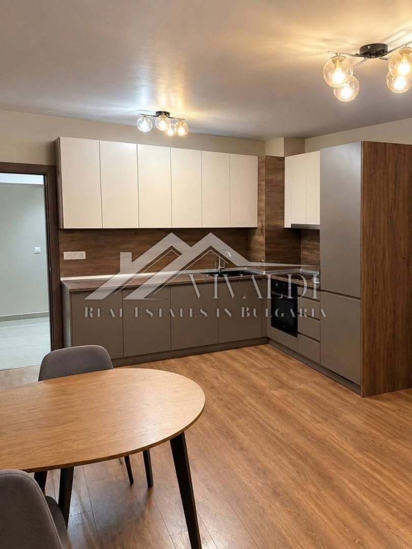 Three-room Apartment on Vasil Levski Boulevard, Varna