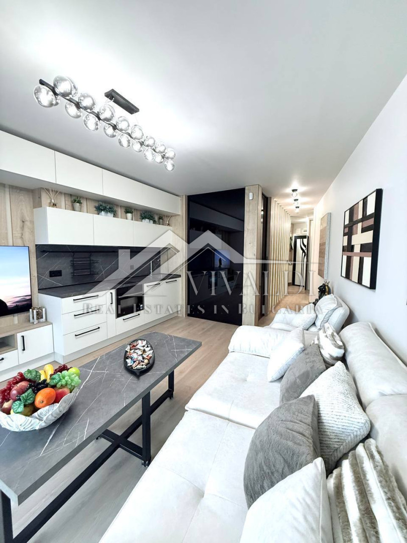 Three-Room Apartment in Briz, Varna