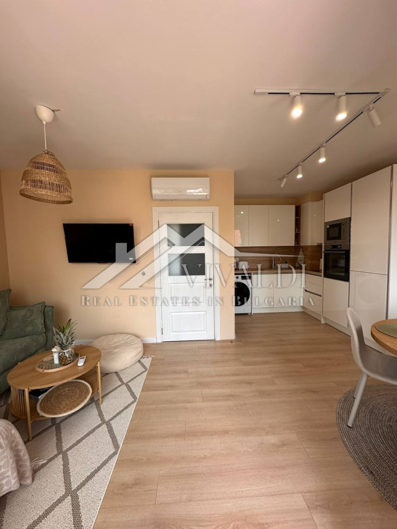 Two-Room Apartment in Izvora Complex, St. St. Constantine and Helena