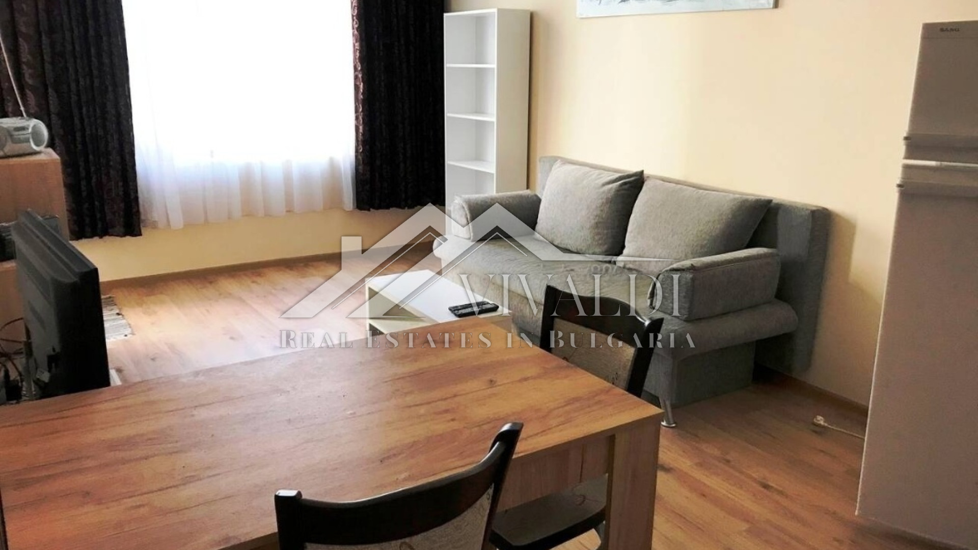 One-bedroom apartment for rent in Levski district with parking space