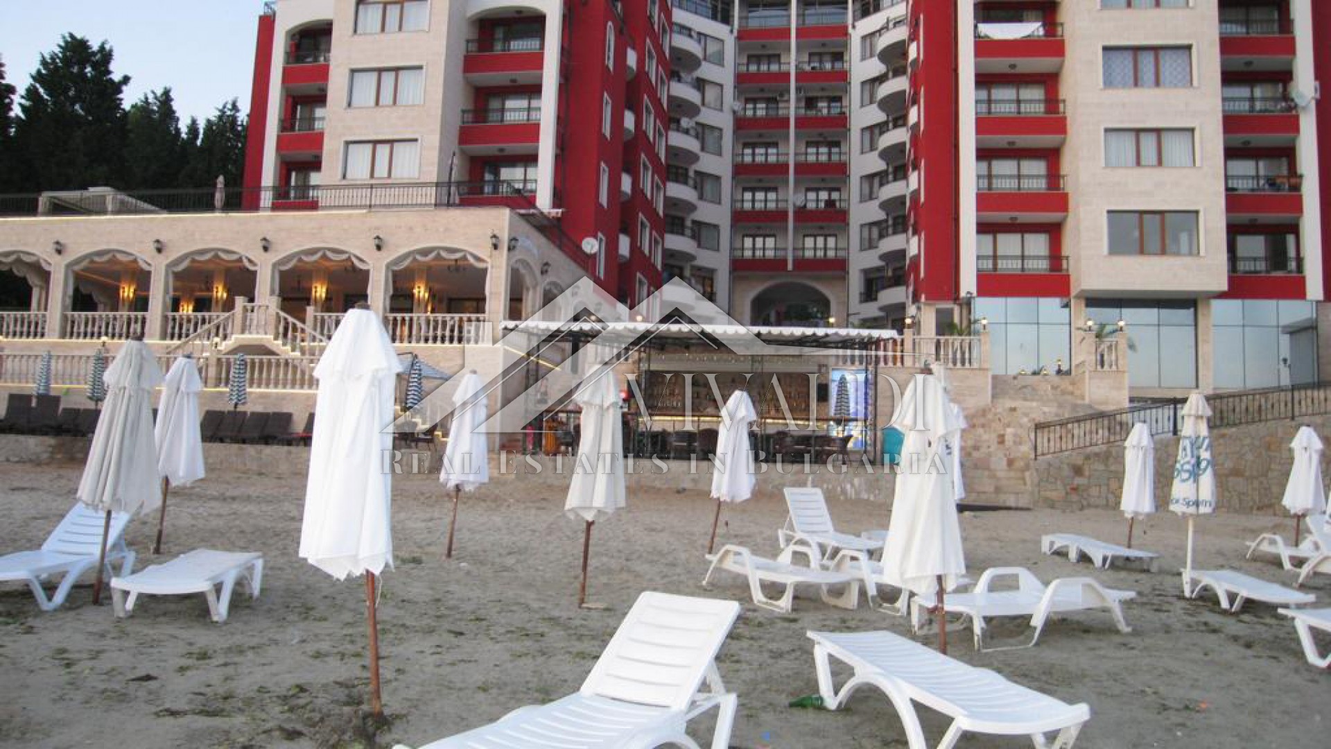 Оne-bedroom furnished apartment in the town of Nessebar