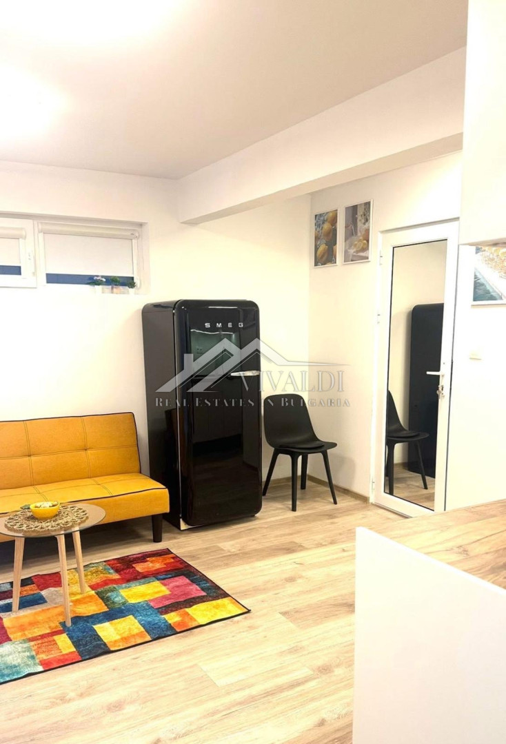 Двустаен уютен апартамент в ТОП центъра на Варна