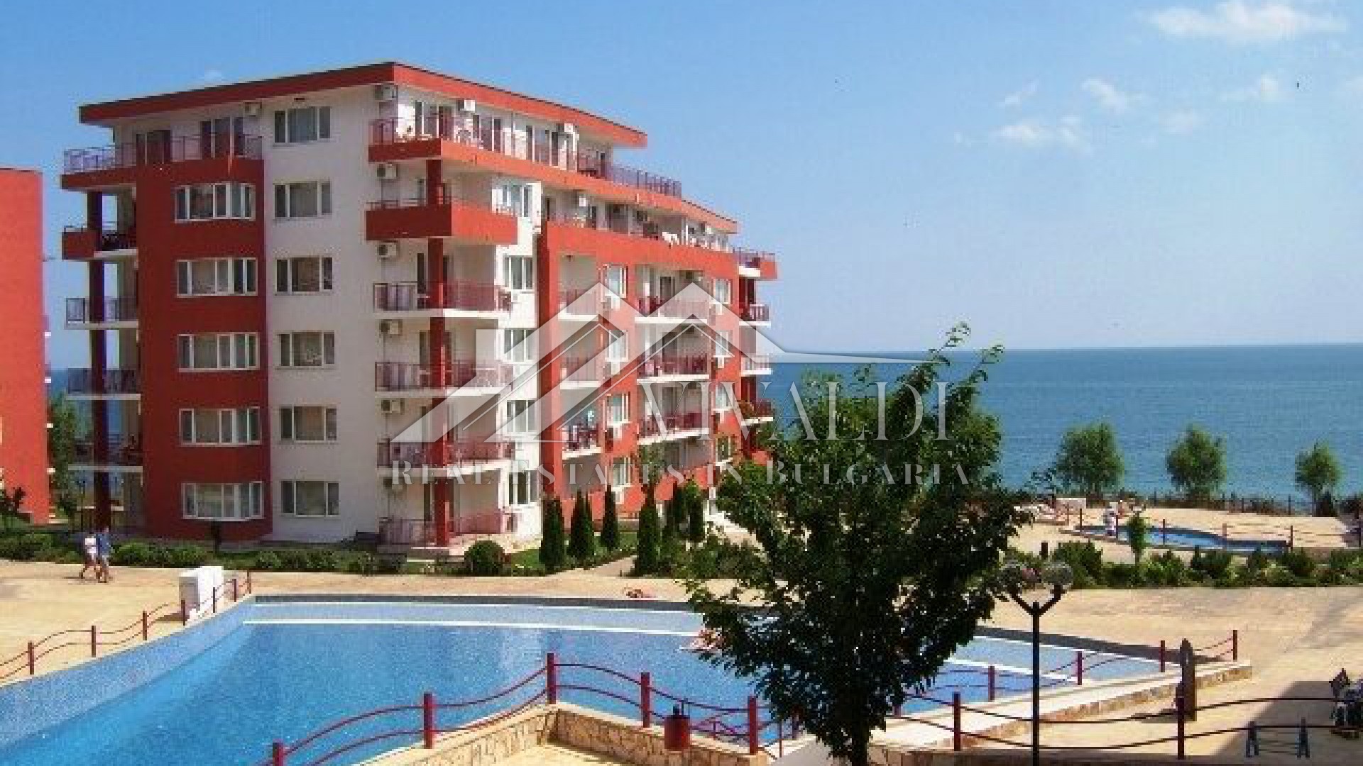 Studio  in 1st line complex St Vlas