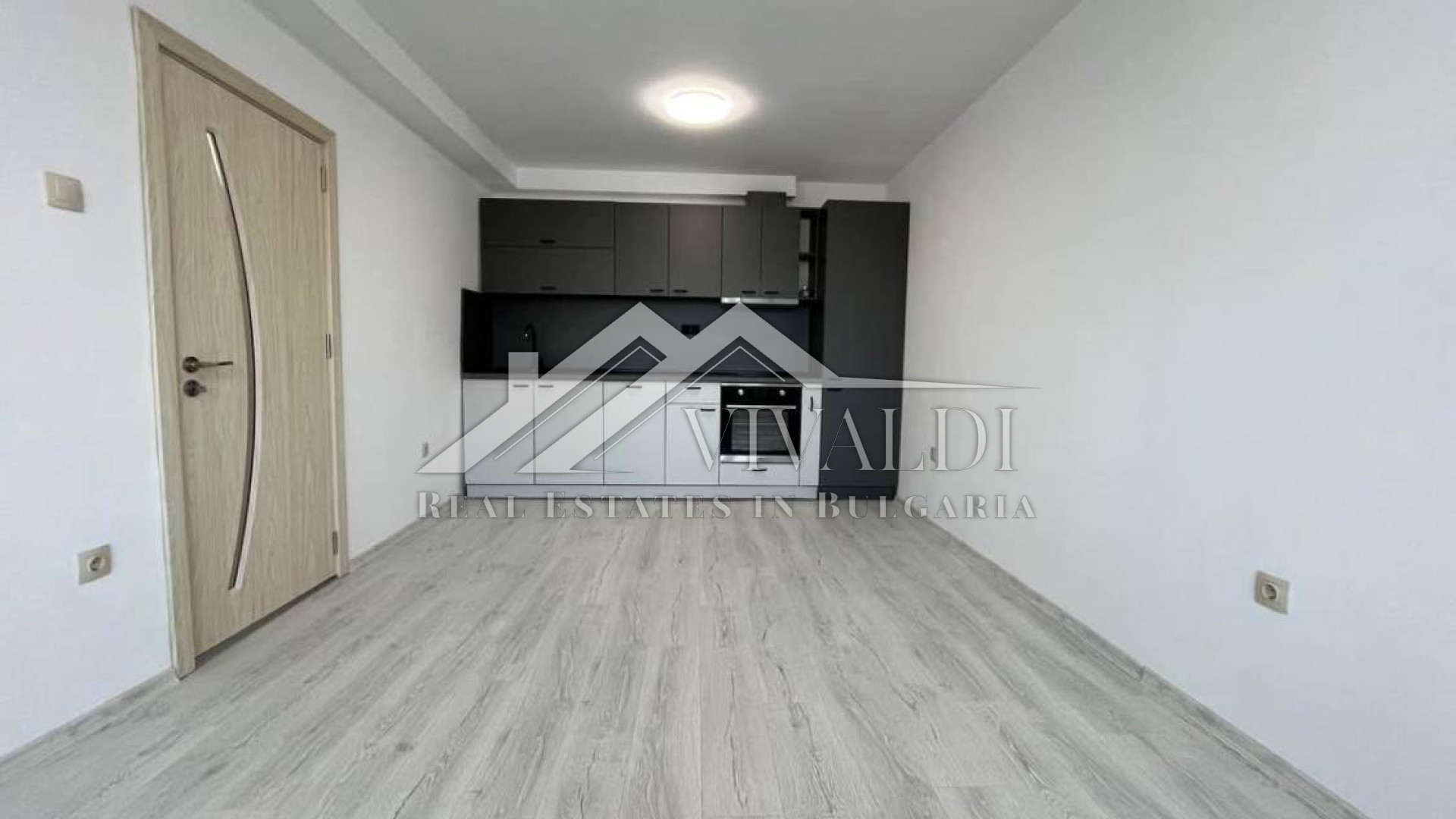 Двухкомнатная новая квартира в районе Трошево, г. Варна 