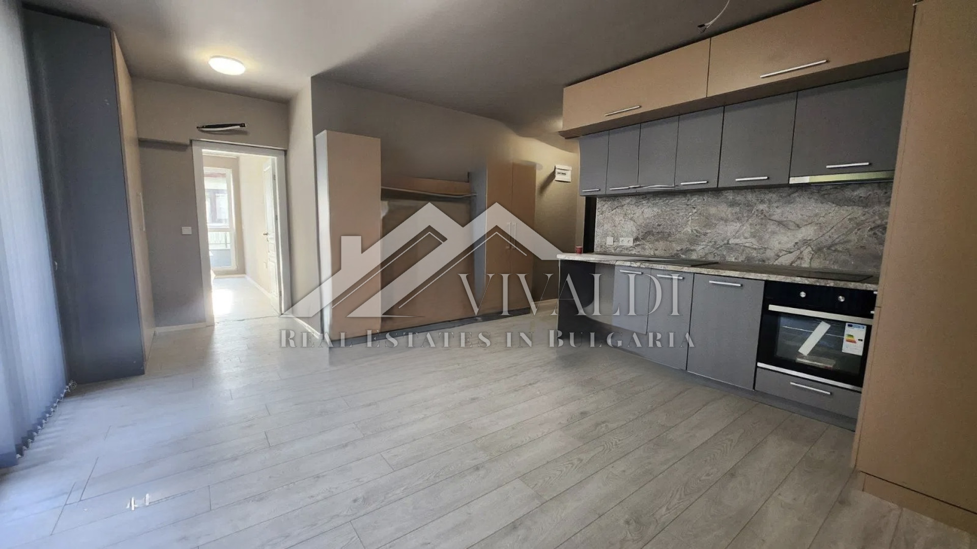 Уютен двустаен апартамент в Аспарухово, Варна Уютен двустаен апартамент в Аспарухово, Варна