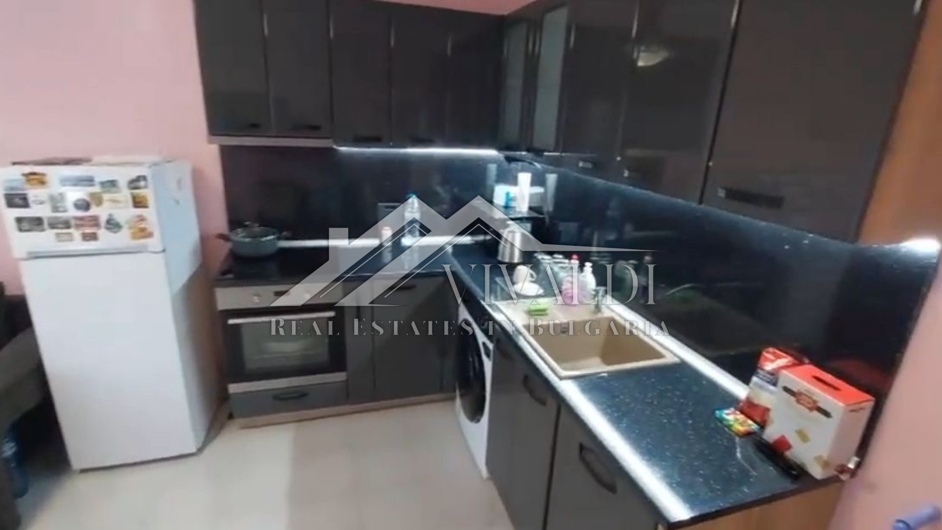 Two-room apartment in the prestigious Briz district, Varna