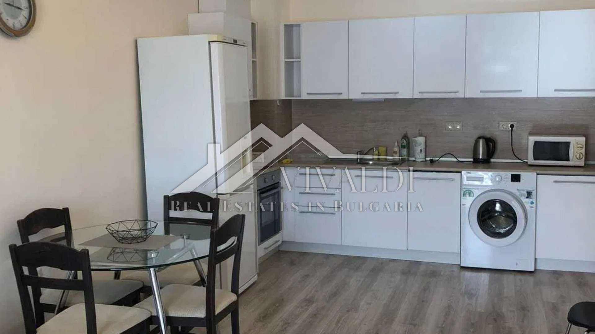 Двустаен апартамент в квартал Аспарухово, Варна