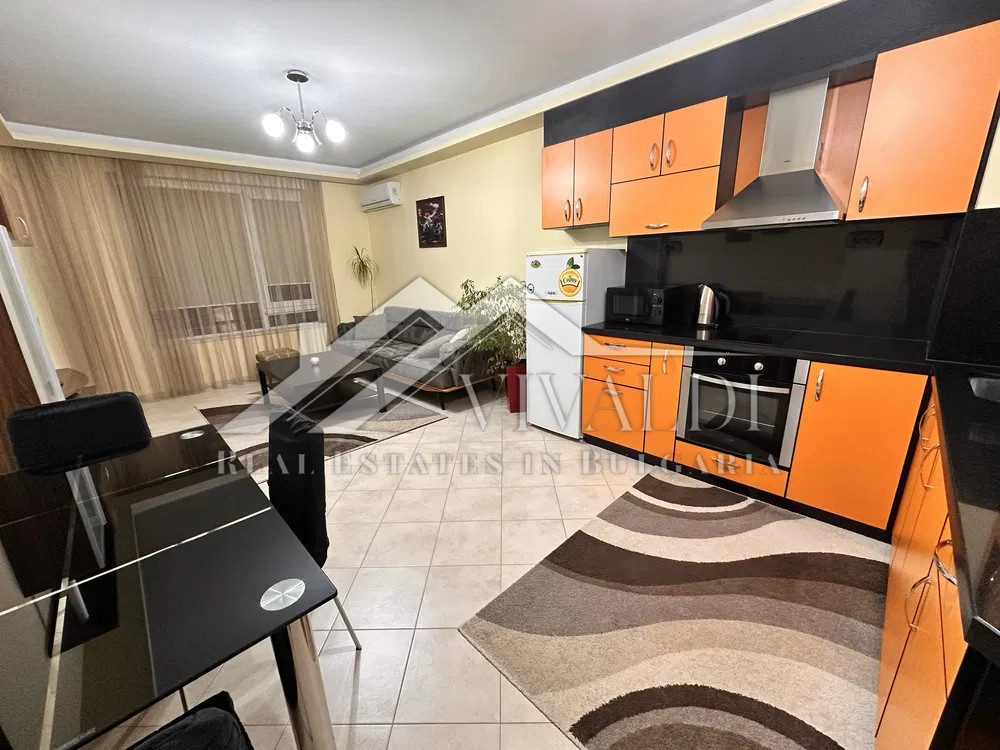 Двустаен апартамент в квартал Младост, Варна