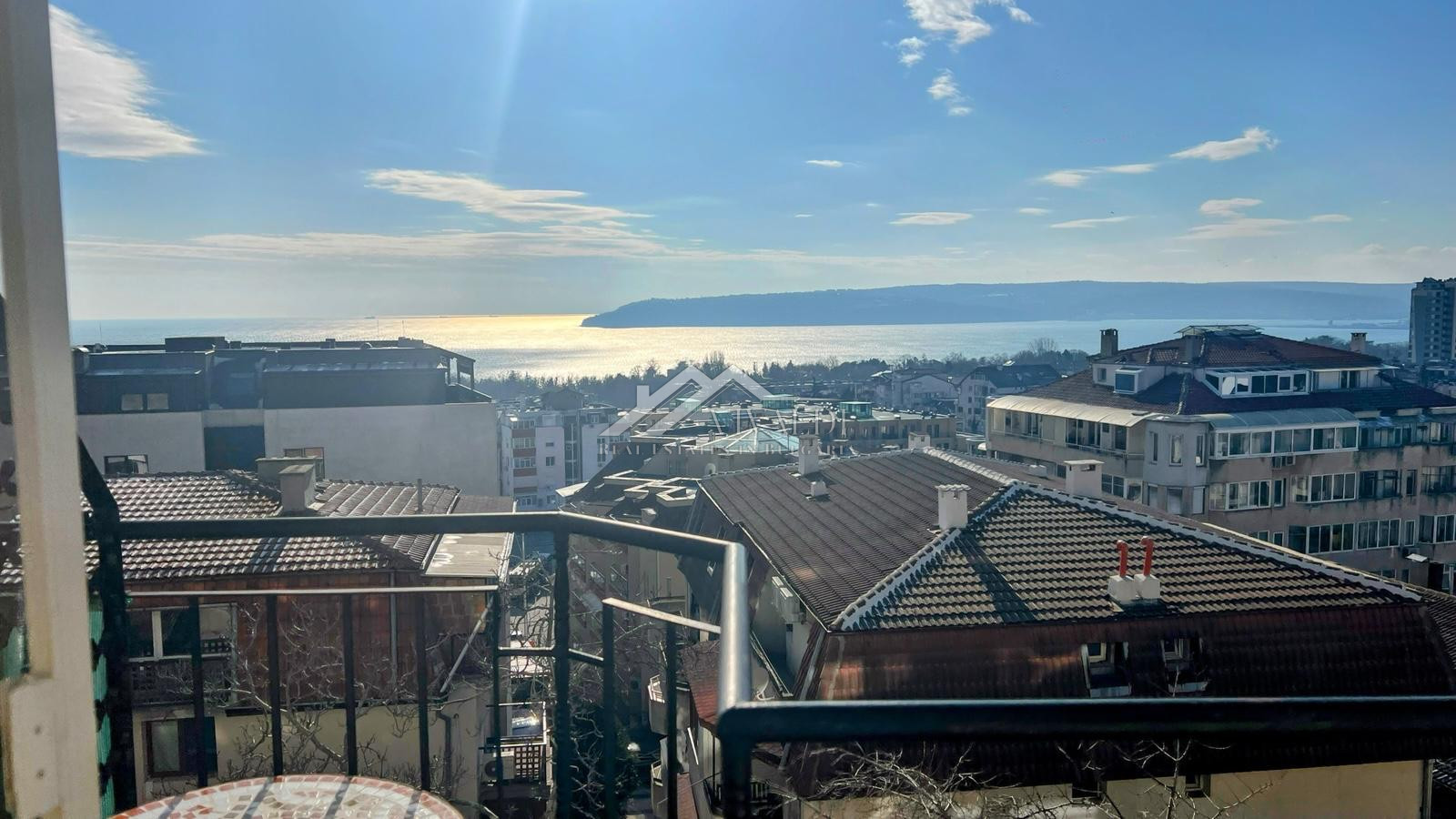 Тристаен апартамент в района на Бриз, Варна