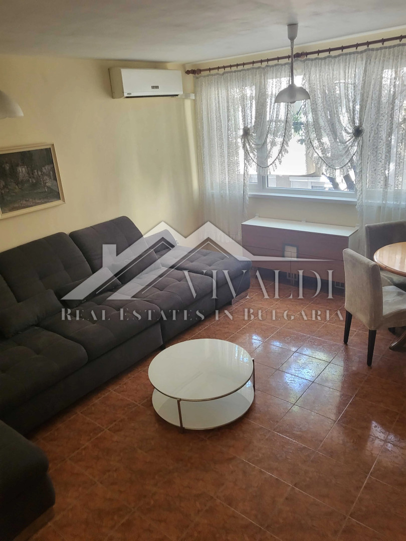 Двустаен апартамент близо до Спортната зала – Варна