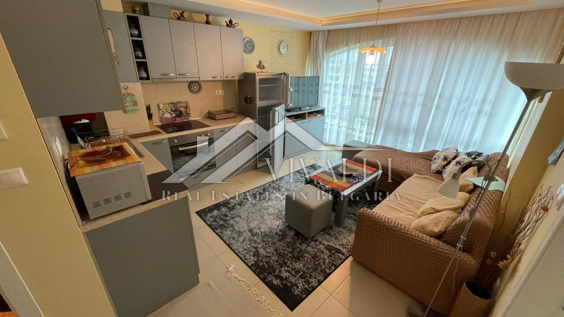 Apartment with 2 bedrooms in the center of Ravda