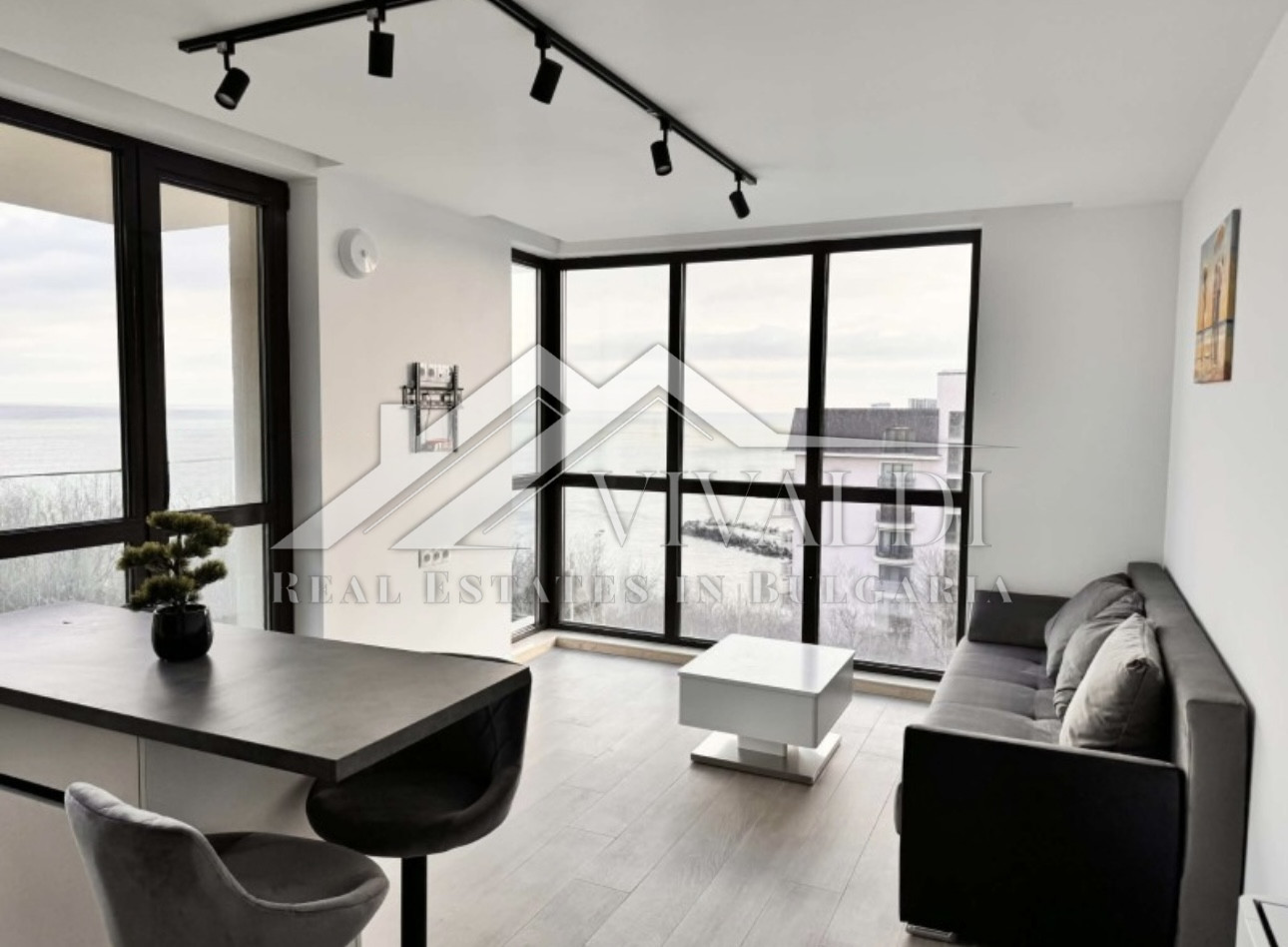 Тhree-room apartment for rent in Chaika Resort Complex, Varna.