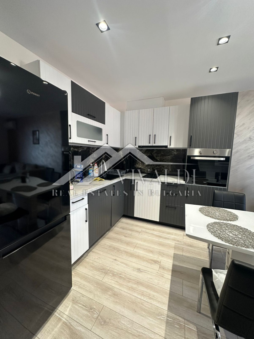 3-комнатный апартамент в районе Кабакум, Варна.