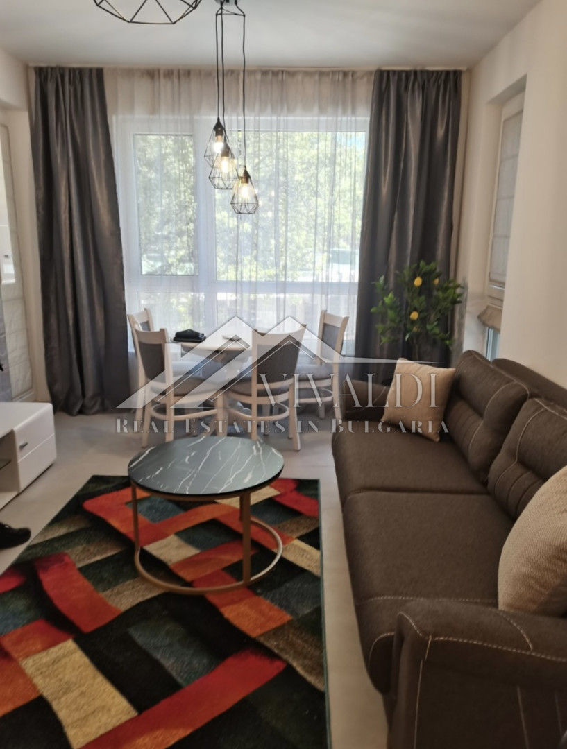 Двустаен апартамент с паркомясто в курортен комплекс Св. Св. Константин и Елена, Варна.