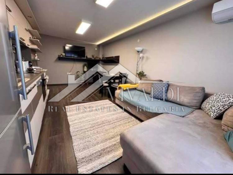 Тhree-room apartment in the Chaika district, Varna