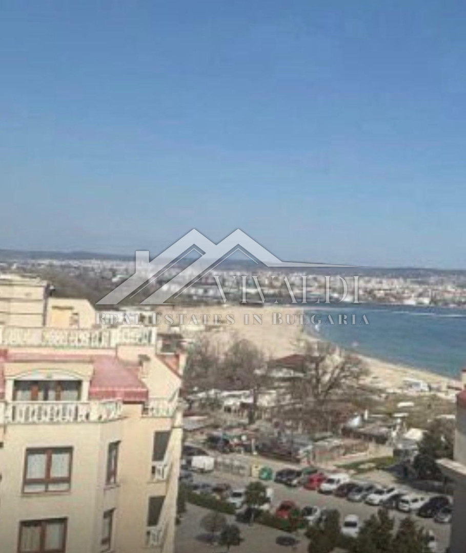 Тристаен апартамент в комплекс South Bay, район Аспарухово, град Варна