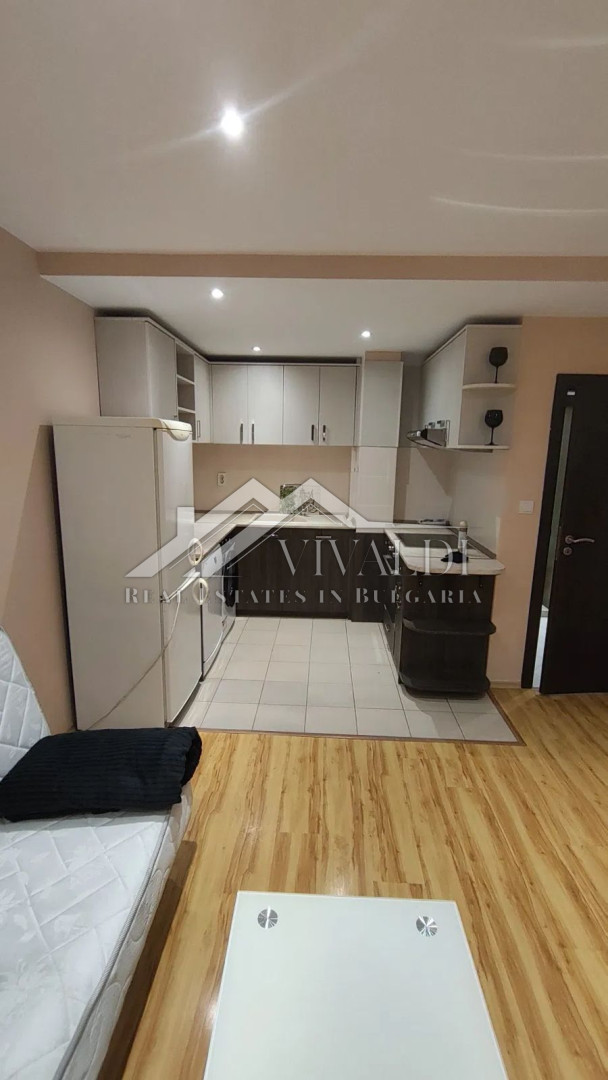 Двустаен апартамент в центъра на Варна